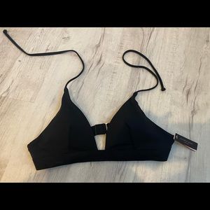 Brand new Victoria’s Secret swim top size M